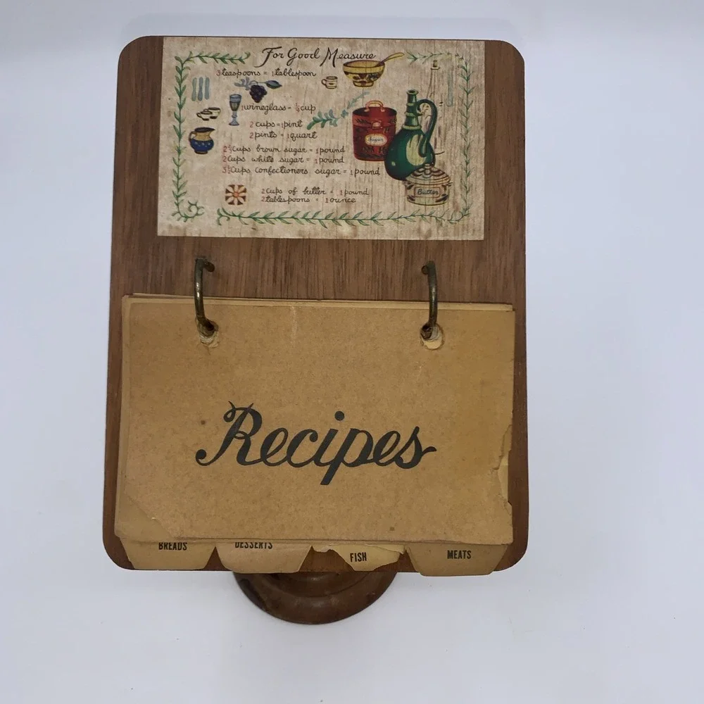 Vintage Wood Recipe Holder Stand Cards Tabbed Dividers Pedestal 1970's Kitchen